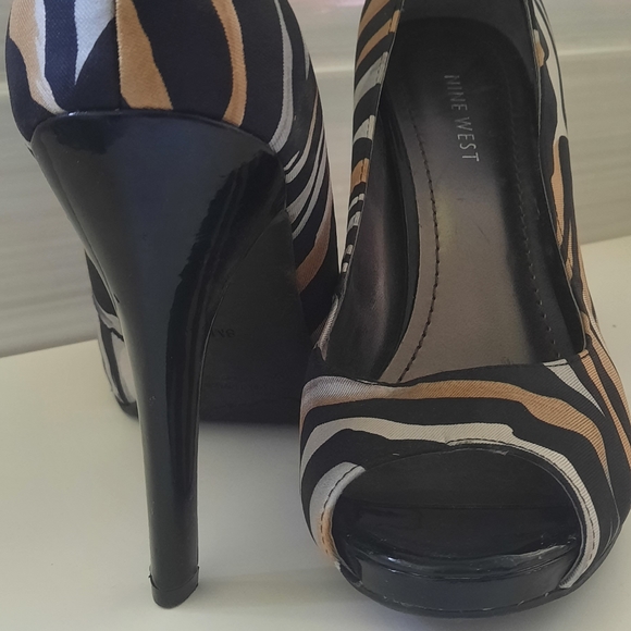 Shoes Nine West 4" heels animal print size 8m - Picture 3 of 4